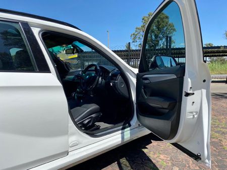 2014-BMW-X1-sDrive20i-M-Sport-Auto_10