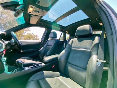 2014-BMW-X1-sDrive20i-M-Sport-Auto_11