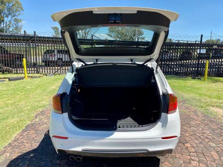 2014-BMW-X1-sDrive20i-M-Sport-Auto_13