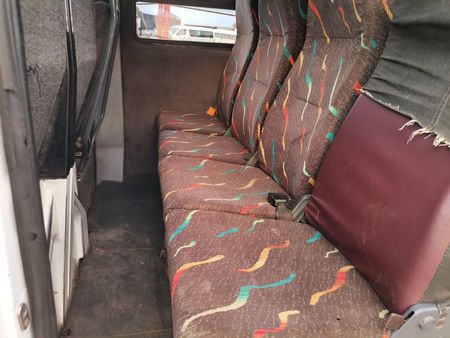 2004-Mercedes-Benz-Sprinter-416-Cdi-211-Seat_8