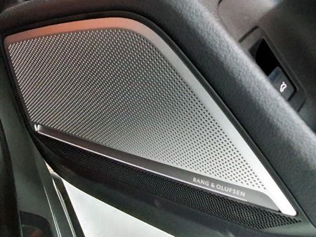 2022-Audi-A7-Sportback-30-TFSI-quattro-Auto-55-TFSI_11