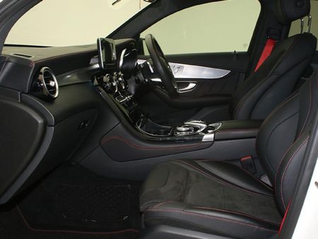 2018-Mercedes-AMG-GLC-43-AMG-Coupe-4Matic_9