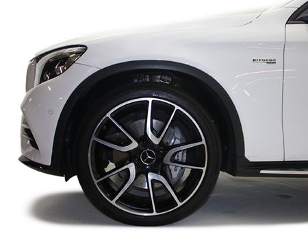 2018-Mercedes-AMG-GLC-43-AMG-Coupe-4Matic_4