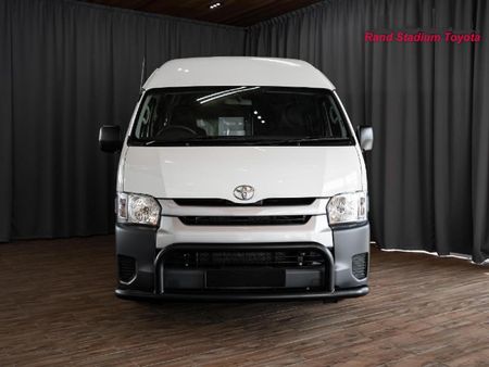 2023-Toyota-Quantum-25-D-4D-Sesfikile-16-seat_2