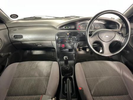 1993-Ford-Telstar-20-GL_1