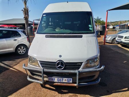 2004-Mercedes-Benz-Sprinter-416-Cdi-211-Seat_1