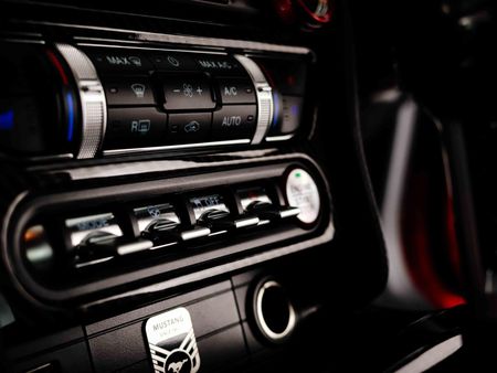 2021-Ford-Mustang-50-GT-Auto_14