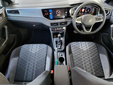 2023-Volkswagen-Polo-10-TSI-R-Line-Auto_10