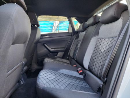 2023-Volkswagen-Polo-10-TSI-R-Line-Auto_11