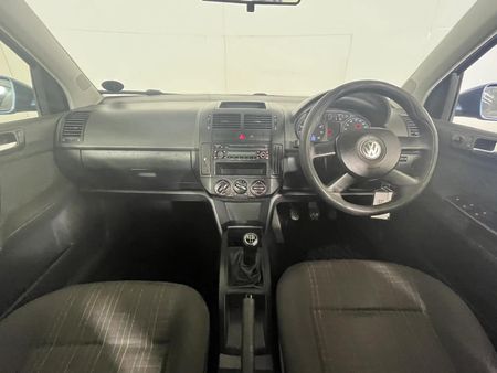 2006-Volkswagen-Polo-Classic-16-Comfortline_1