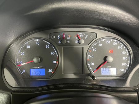 2006-Volkswagen-Polo-Classic-16-Comfortline_2