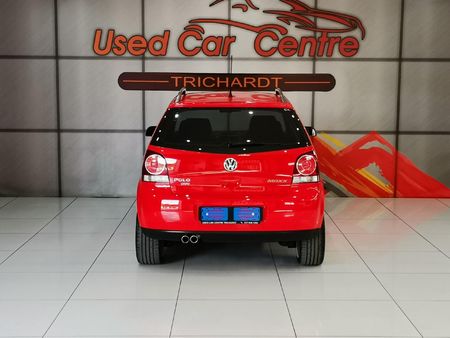 2014-Volkswagen-Polo-Vivo-16-Maxx_3