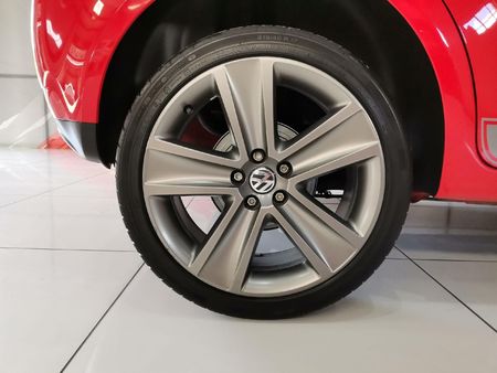 2014-Volkswagen-Polo-Vivo-16-Maxx_4
