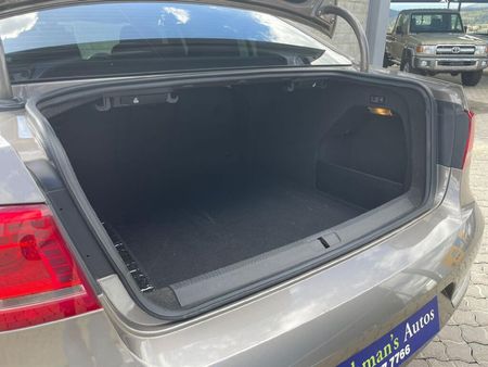 2012-Volkswagen-Passat-18-TSI-Comfortline-118kW_4