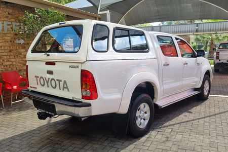 2008-Toyota-Hilux-30-D-4D-Raider-Double-Cab_3