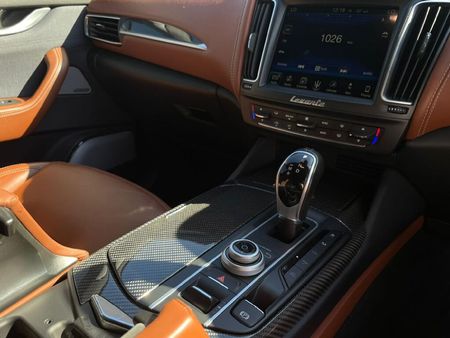 2018-Maserati-Levante-Diesel_9