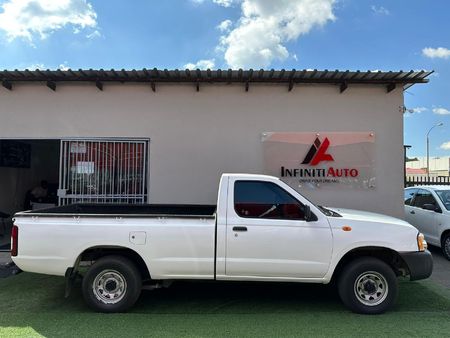 2018-Nissan-NP300-20i-LWB-Single-Cab_1