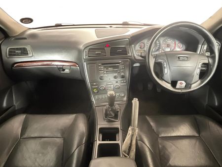 2001-Volvo-V70-T5_1