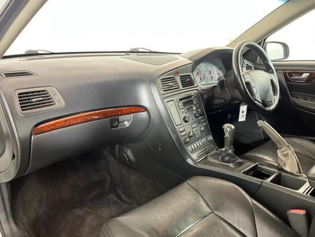 2001-Volvo-V70-T5_8