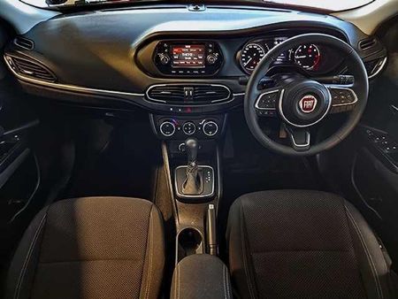 2022-Fiat-Tipo-City-Life-16-Auto_10