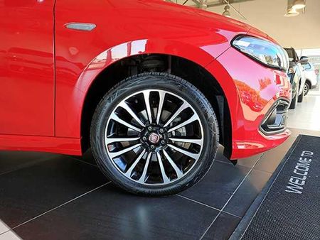 2022-Fiat-Tipo-City-Life-16-Auto_15