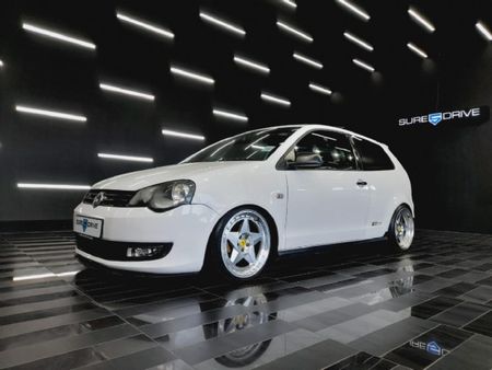 2012-Volkswagen-Polo-Vivo-16-GT-3-dr_8