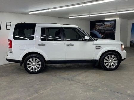 2014-Land-Rover-Discovery-4-30-TD-SD-V6-SE_4