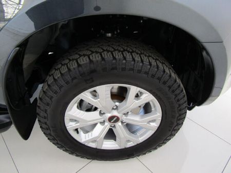 2022-Isuzu-D-Max-30-DDI-LS-4x4-Double-Cab_15
