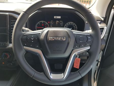 2023-Isuzu-D-Max-30-DDI-LS-4x4-Auto-Double-Cab_14