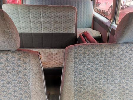 1993-Toyota-Venture-1800-8-seat_10