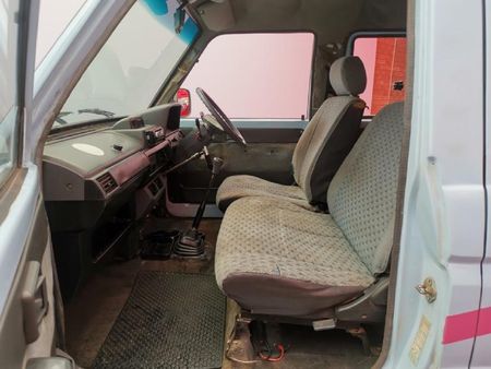 1993-Toyota-Venture-1800-8-seat_6