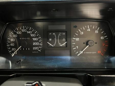 2002-Ford-Bantam-1600i_9
