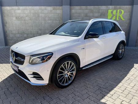 2017-Mercedes-AMG-GLC-43-AMG-4Matic_2