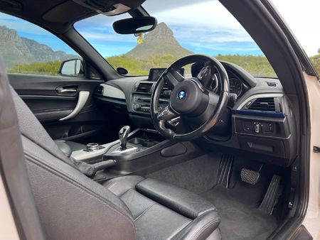 2015-BMW-1-Series-135i-Coupe-M-Sport-Auto_4