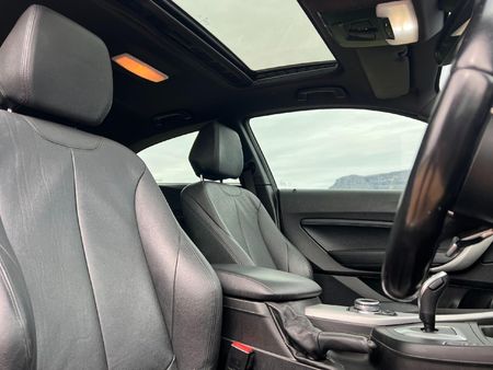 2015-BMW-1-Series-135i-Coupe-M-Sport-Auto_5