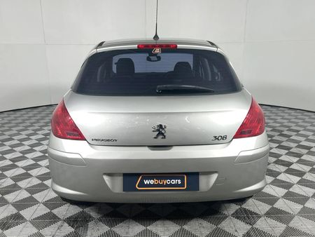 2008-Peugeot-308-16T-XT_15