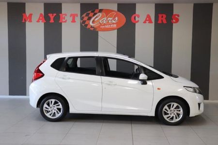2020-Honda-Jazz-12-Comfort_2