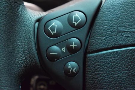 2000-BMW-M5-e39_15