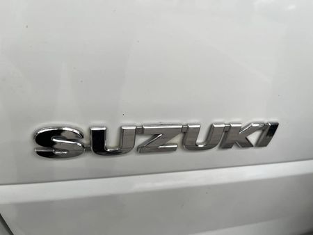 2018-Suzuki-Grand-Vitara-24-Dune_8