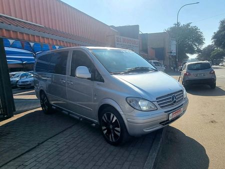 2005-Mercedes-Benz-Vito-115-CDI-CrewBus_1