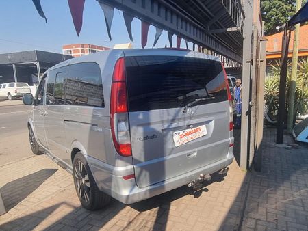 2005-Mercedes-Benz-Vito-115-CDI-CrewBus_3