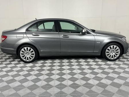2007-Mercedes-Benz-C-Class-C-280-Elegance-Auto_16