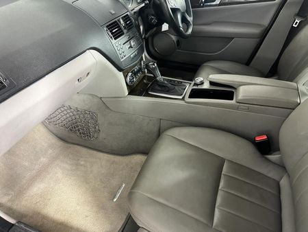 2007-Mercedes-Benz-C-Class-C-280-Elegance-Auto_8
