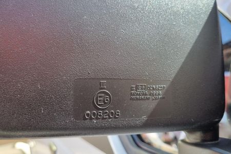 1998-Toyota-Hi-Ace-Super-16_11