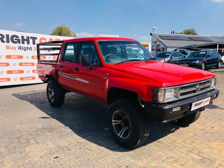 1992-Toyota-Hilux-2200-4x4-Double-Cab_0