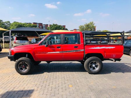 1992-Toyota-Hilux-2200-4x4-Double-Cab_3