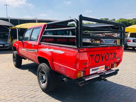 1992-Toyota-Hilux-2200-4x4-Double-Cab_4