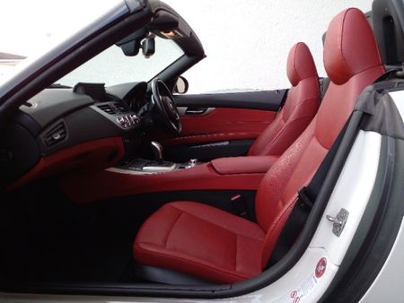 2012-BMW-Z4-sDrive28i-Auto_15