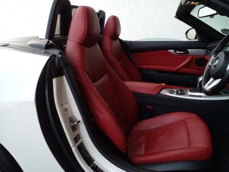 2012-BMW-Z4-sDrive28i-Auto_19
