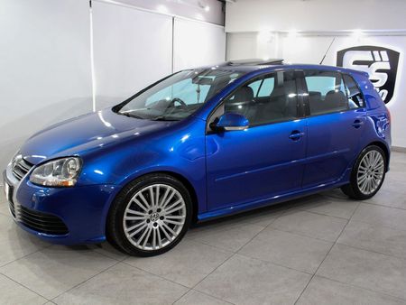 2007-Volkswagen-Golf-R32-Auto_1